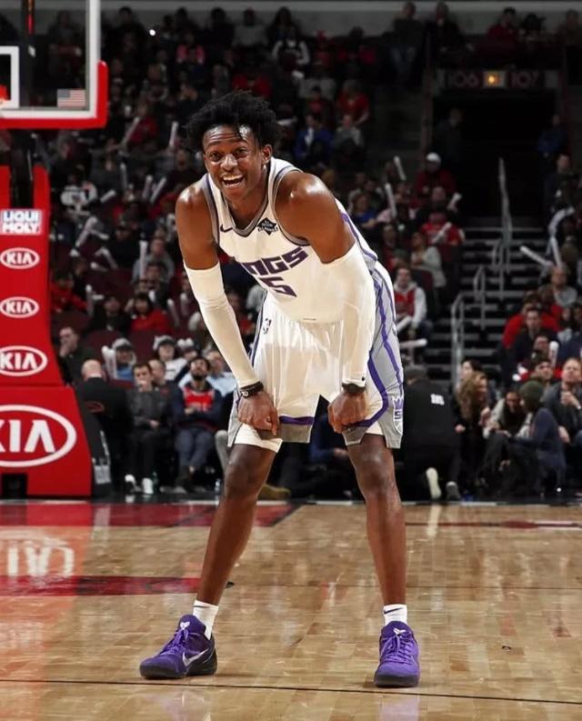 阿莱格里：也许我错了，但福法纳凭他的潜力要有更大雄心（阿莱格里：或许我错判，但福法纳凭天赋理应志向更高）