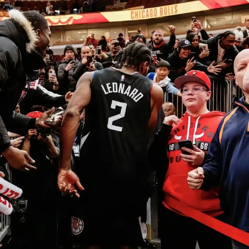 伊尔迪兹社媒发声感谢球迷支持（伊尔迪兹在社交平台发声致谢球迷支持）